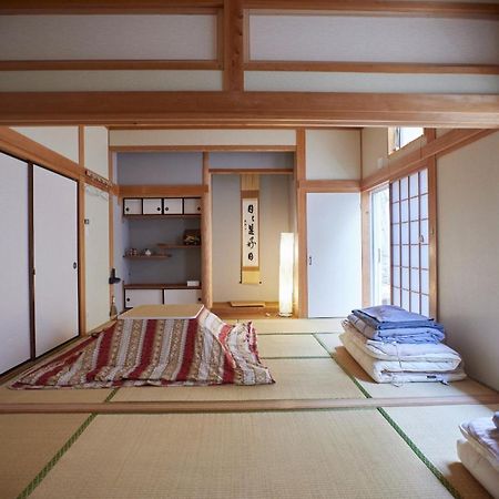 Tsushima White House Bed & Breakfast Eksteriør bilde