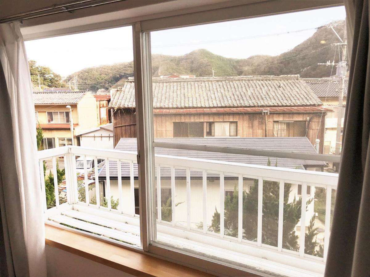 Tsushima White House Bed & Breakfast Eksteriør bilde