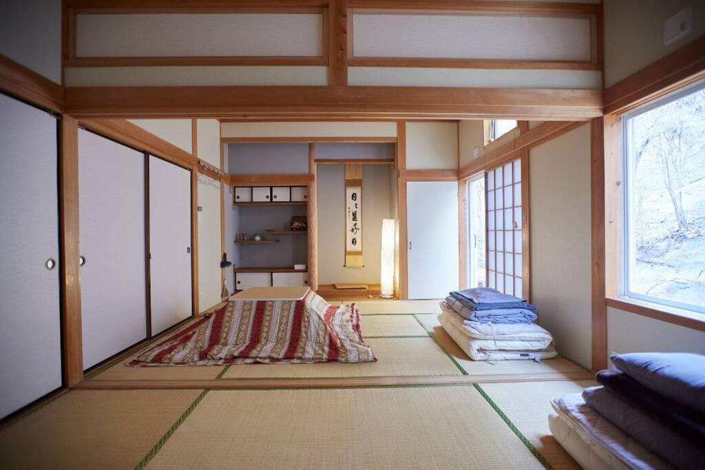 Tsushima White House Bed & Breakfast Eksteriør bilde