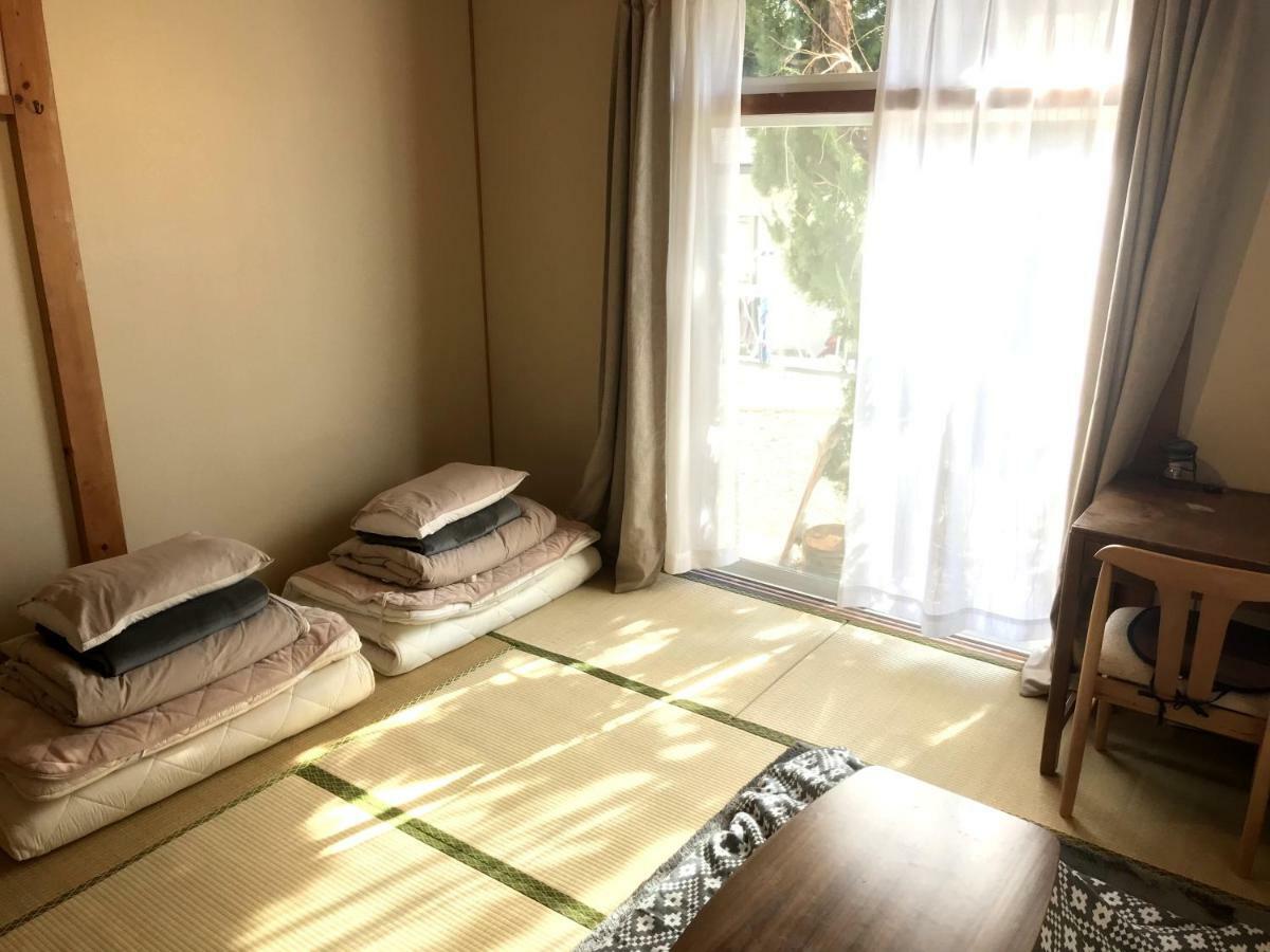 Tsushima White House Bed & Breakfast Eksteriør bilde